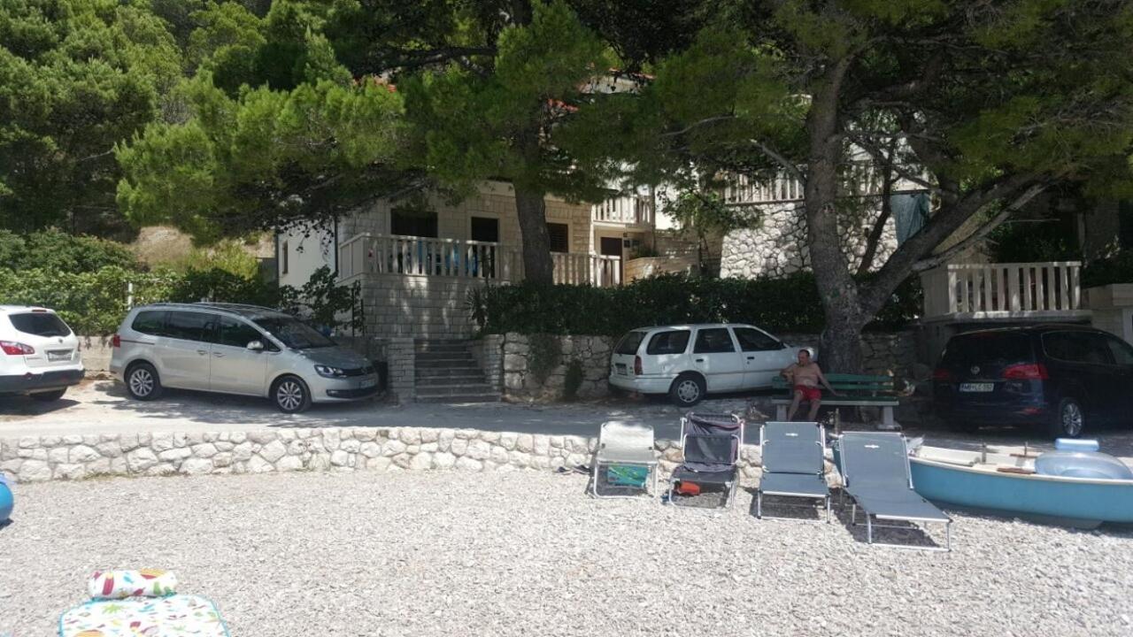 Apartments By The Sea Brela, Makarska - 11821 外观 照片